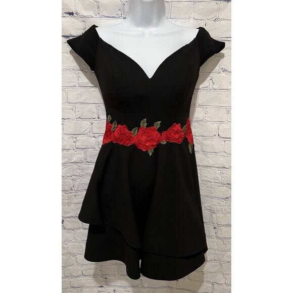 Camille la Vie Black Embroidered Roses Party homecoming Prom Dress 3/4 - Picture 1 of 7